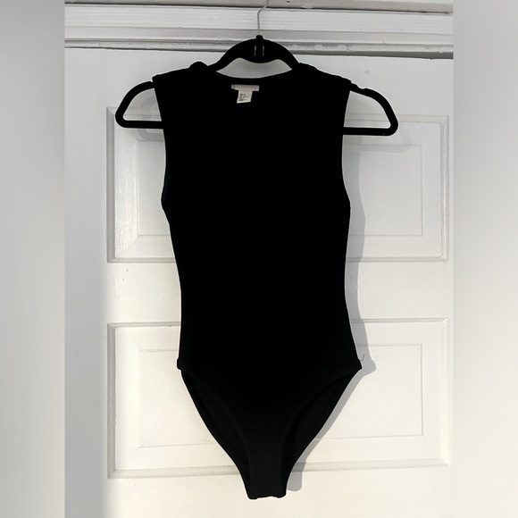 Ribbed, Stretchy, Low Neckline Bodysuit - Picture 1 of 3